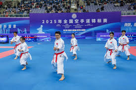 随着赛季的 随着赛季的